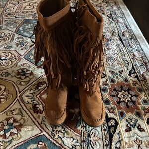 Brown side zipper fringes thigh high boots. Size 7.5W.